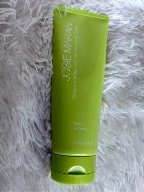 Josie Maran - Cleansing Butter